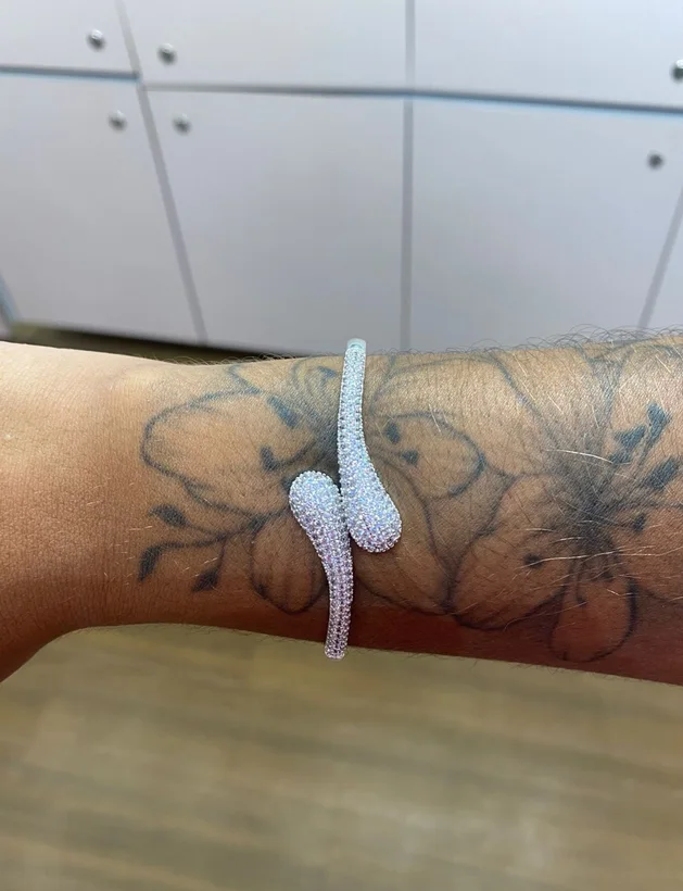 Bracelete Gota Cravejado — Banhado a Prata 925