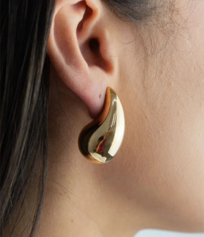 Brinco Gota Grande — Banhado a Ouro 18k