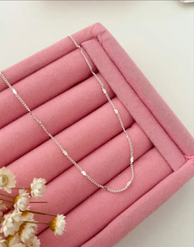 Choker Grumet Coraçõezinhos — Banhado a Prata 925