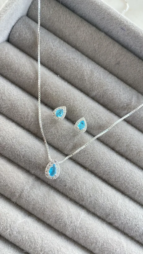 Conjunto de Gota — Azul Bebê · Banhado a Prata 925