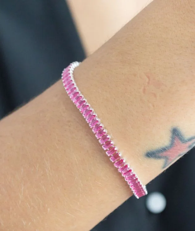 Pulseira Riviera Baguete Rosa — Banhado a Prata 925